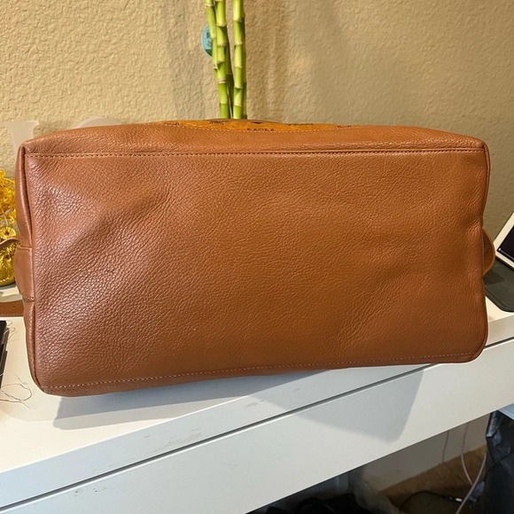 MCM Phenomenon Jumbo shoulder Bag - Picture 8 of 16